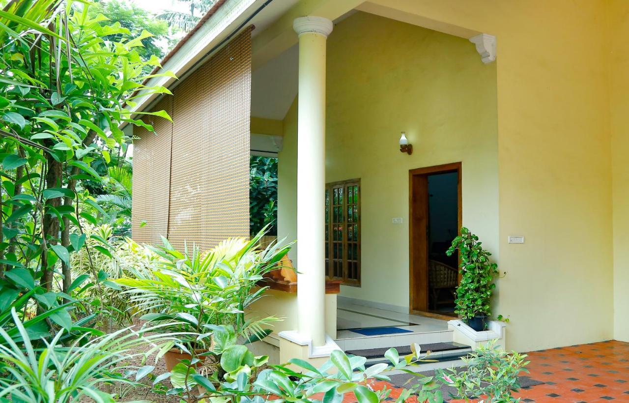 La Exotica Hotel Varkala Ngoại thất bức ảnh