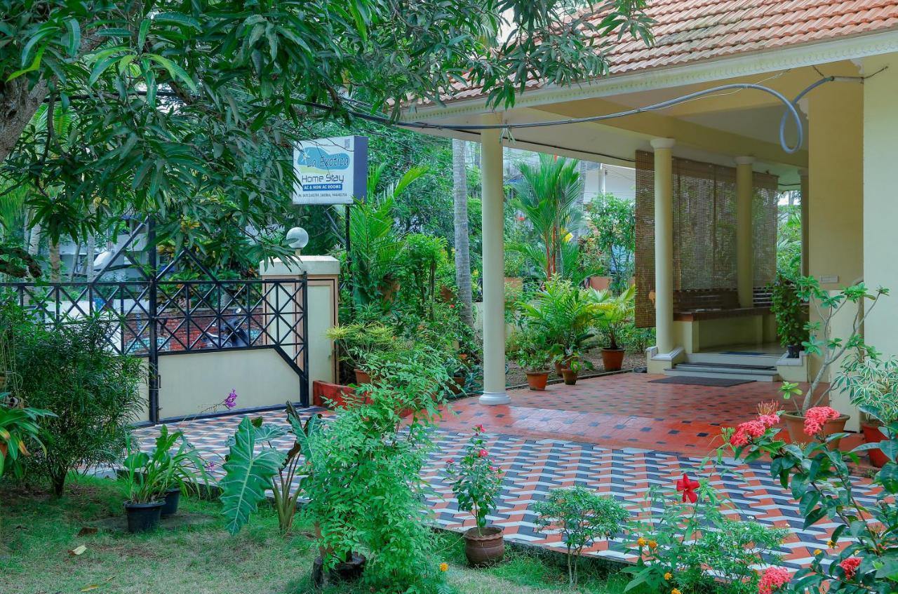 La Exotica Hotel Varkala Ngoại thất bức ảnh
