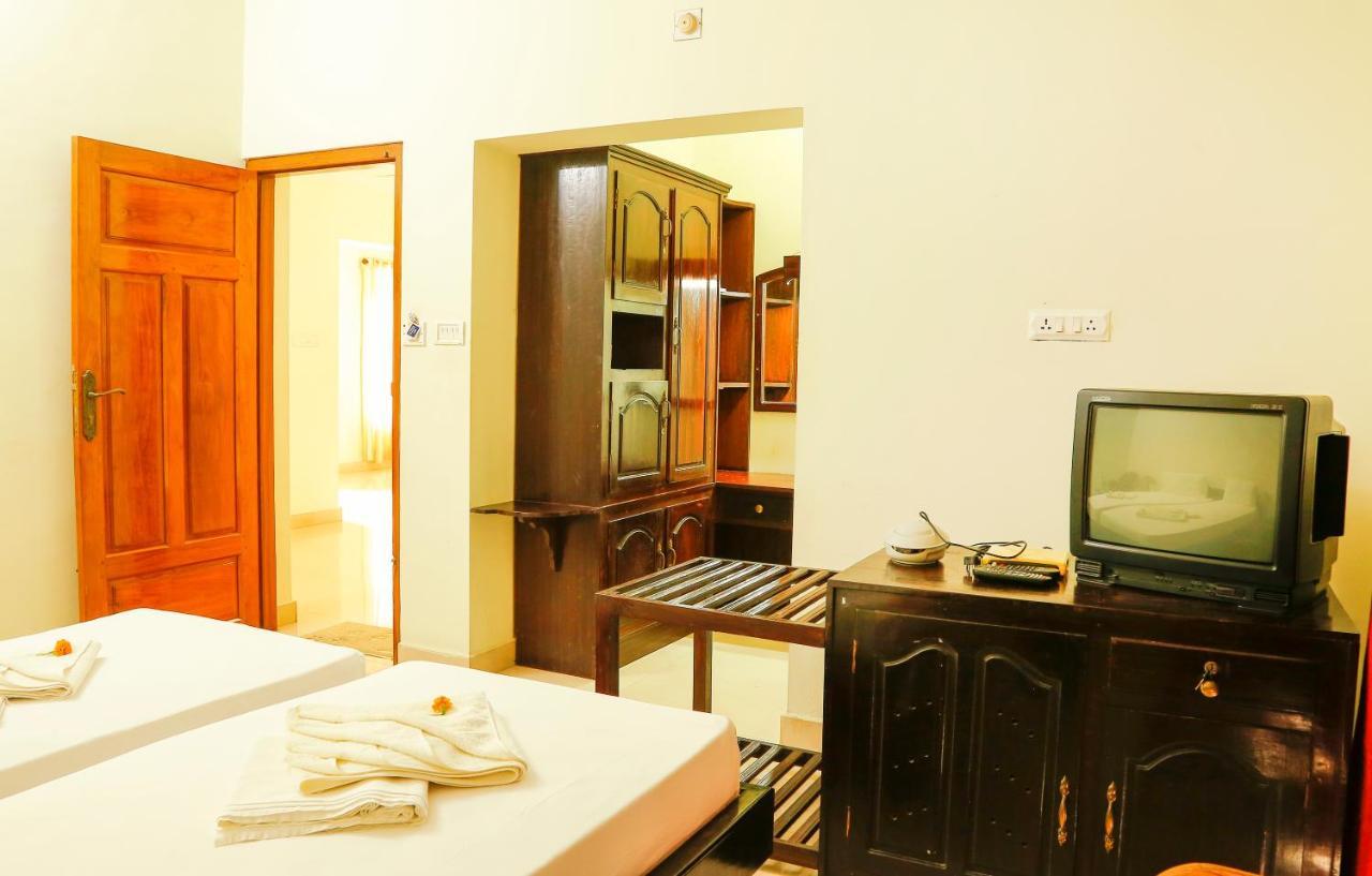 La Exotica Hotel Varkala Ngoại thất bức ảnh