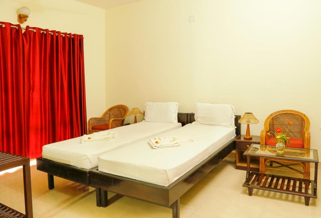 La Exotica Hotel Varkala Ngoại thất bức ảnh