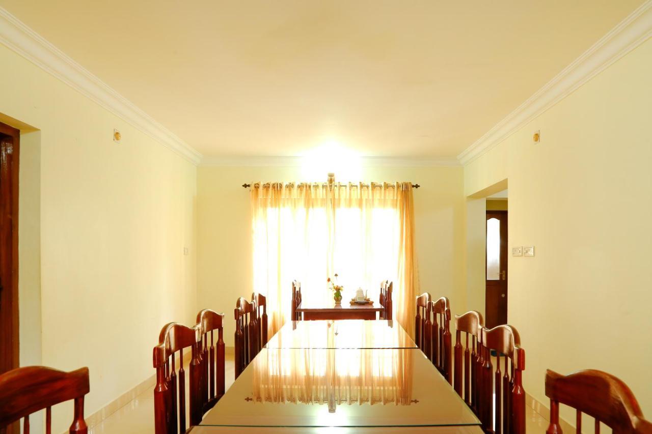 La Exotica Hotel Varkala Ngoại thất bức ảnh