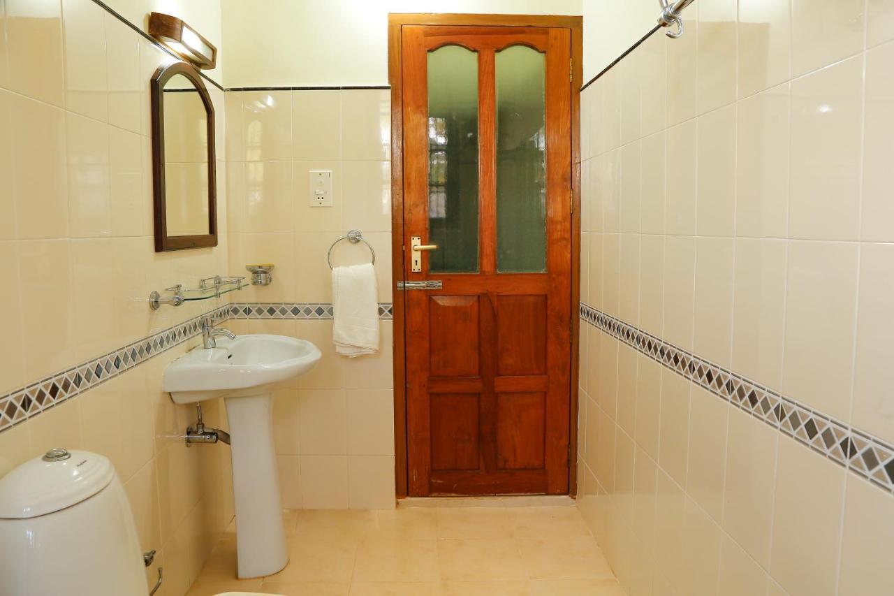 La Exotica Hotel Varkala Ngoại thất bức ảnh